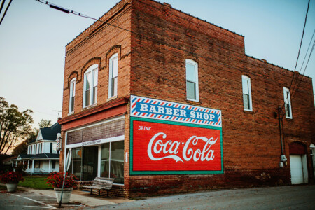 Cleveland Barber Shop in Cleveland, North Carolina